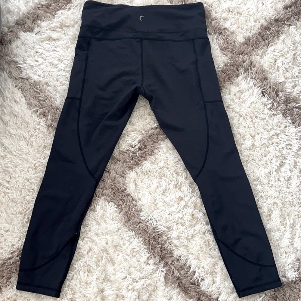 ZYIA | black leggings with pockets